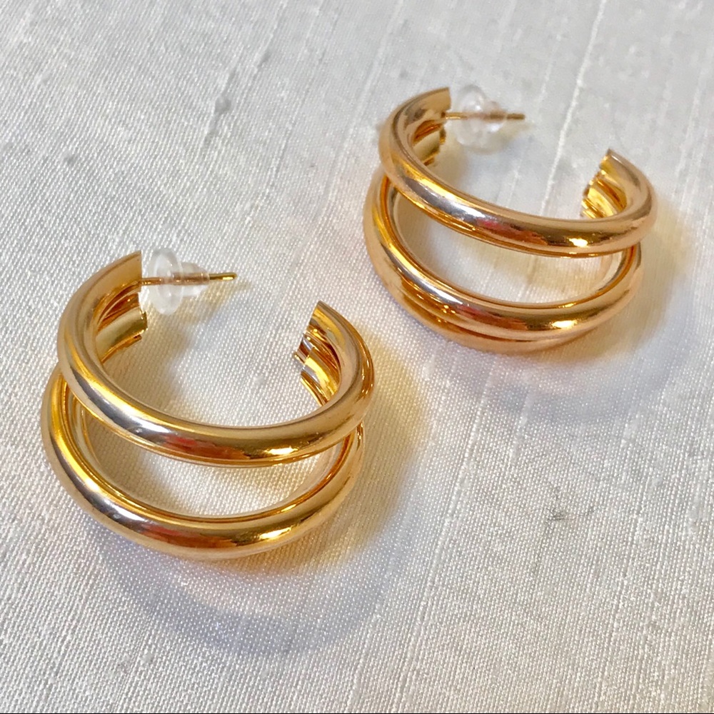 ✨Lauryn Hoop Earrings✨ - Picture 3 of 8